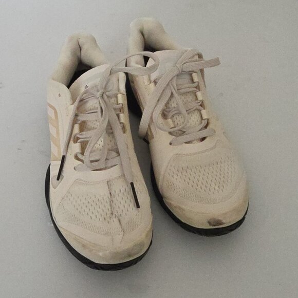 Adidas by Stella McCartney | Barricade Boost tennis Sneakers Cream Black Sz 7 - Picture 2 of 6